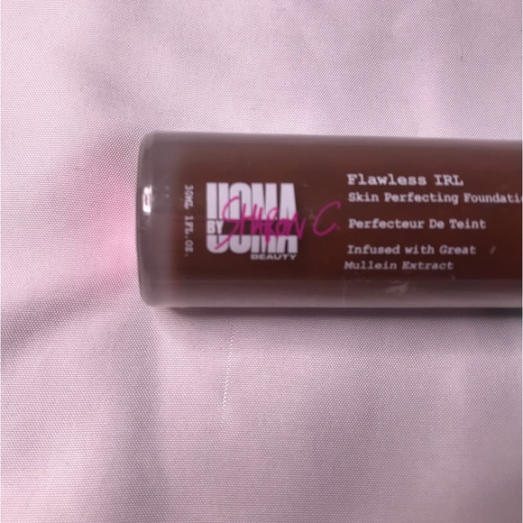 UOMA Beauty by Sharon C Flawless IRL Skin Perfecting Foundation Black Pearl - Picture 4 of 5